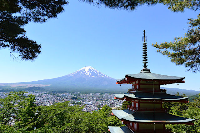 新倉富士浅間神社