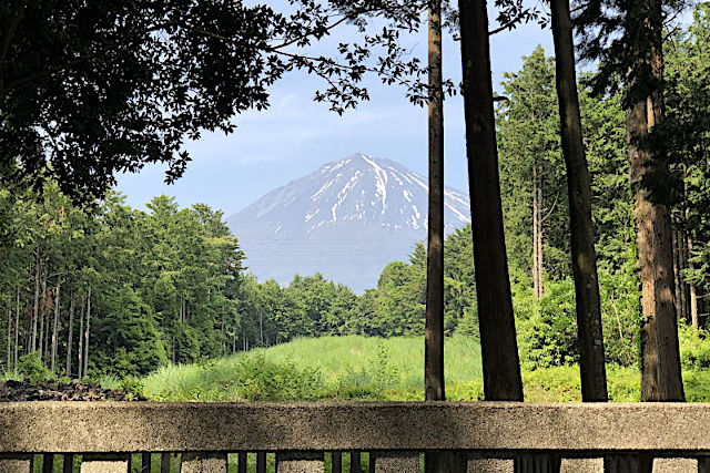 遥拝所からの富士山