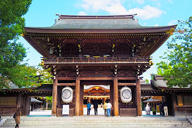 寒川神社・神門