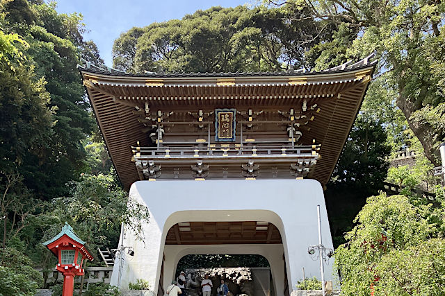 江島神社・瑞心門