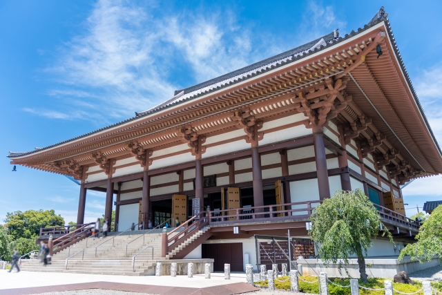 西新井大師・本殿