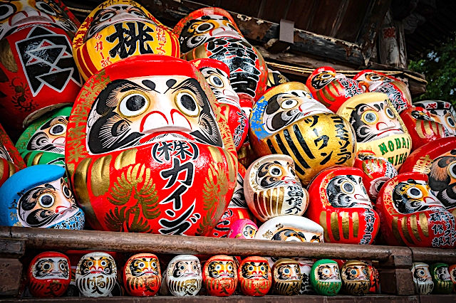 少林山達磨寺のだるま市