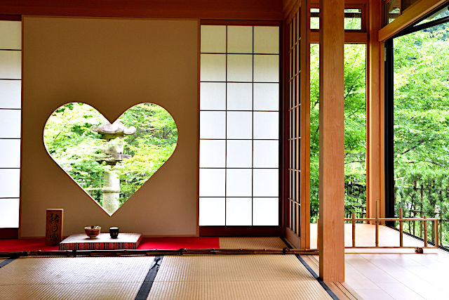 正寿院(風鈴寺)・猪目窓